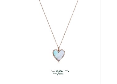 Heart-Shaped Mother of Pearl Necklace Surrounded